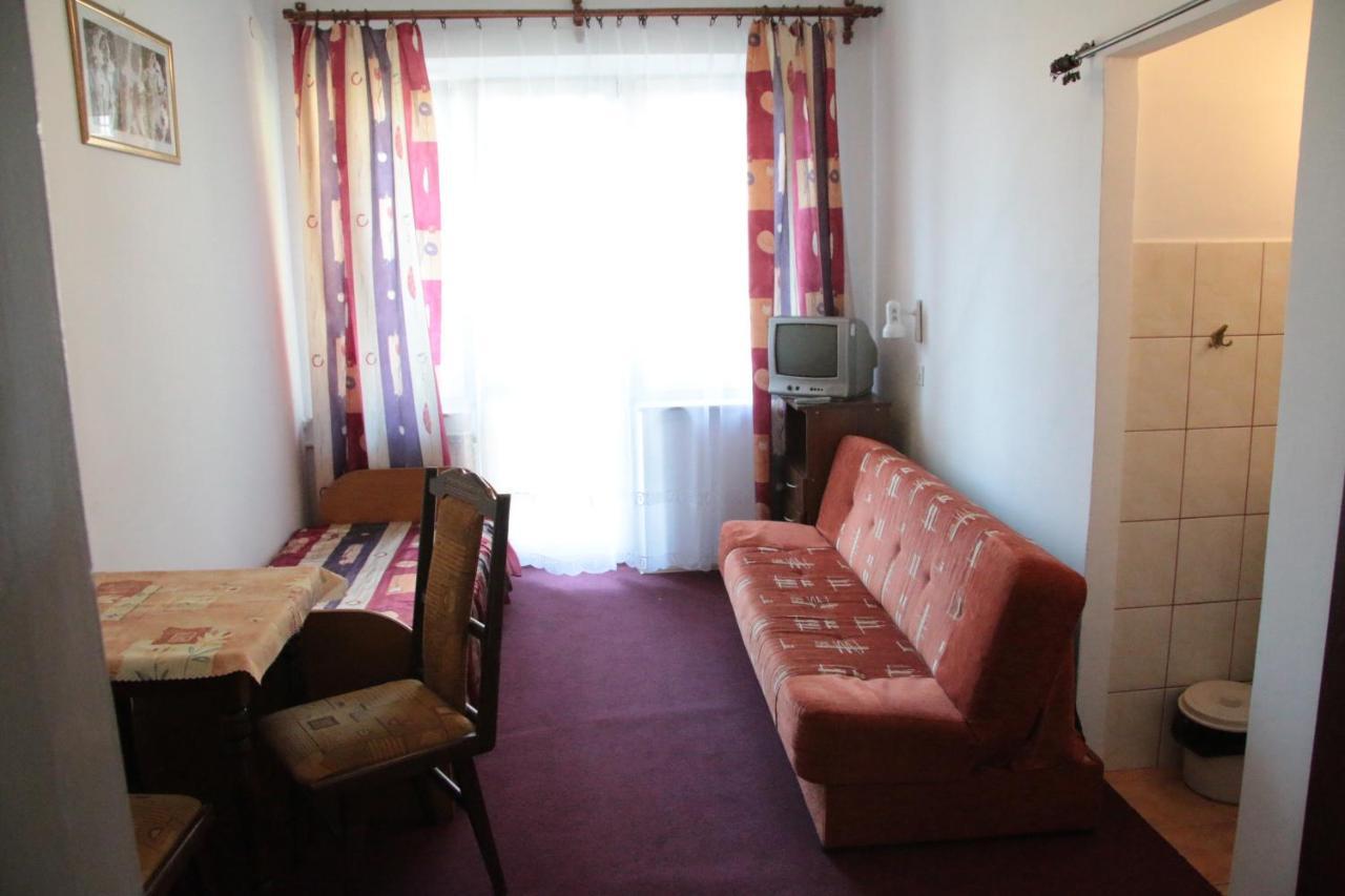 Bed and Breakfast Domy Wczasowe Tryumfy Крыница-Здруй Экстерьер фото