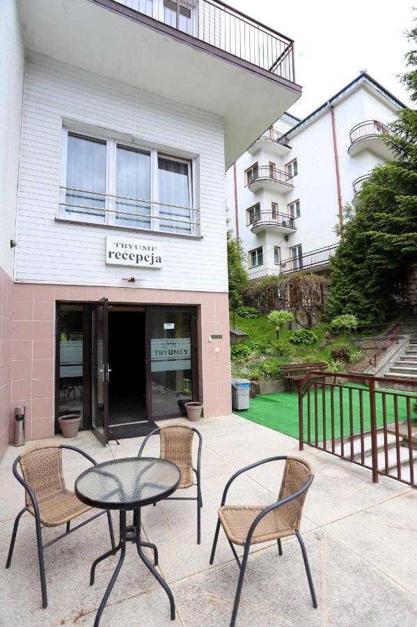 Bed and Breakfast Domy Wczasowe Tryumfy Крыница-Здруй Экстерьер фото